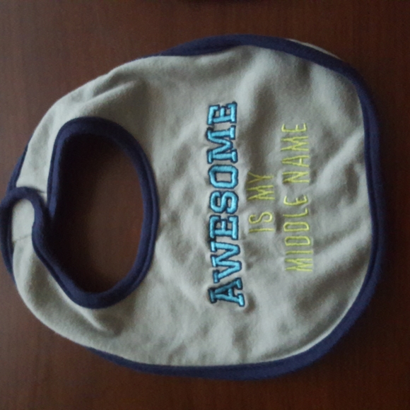 Bib set - Picture 2 of 4